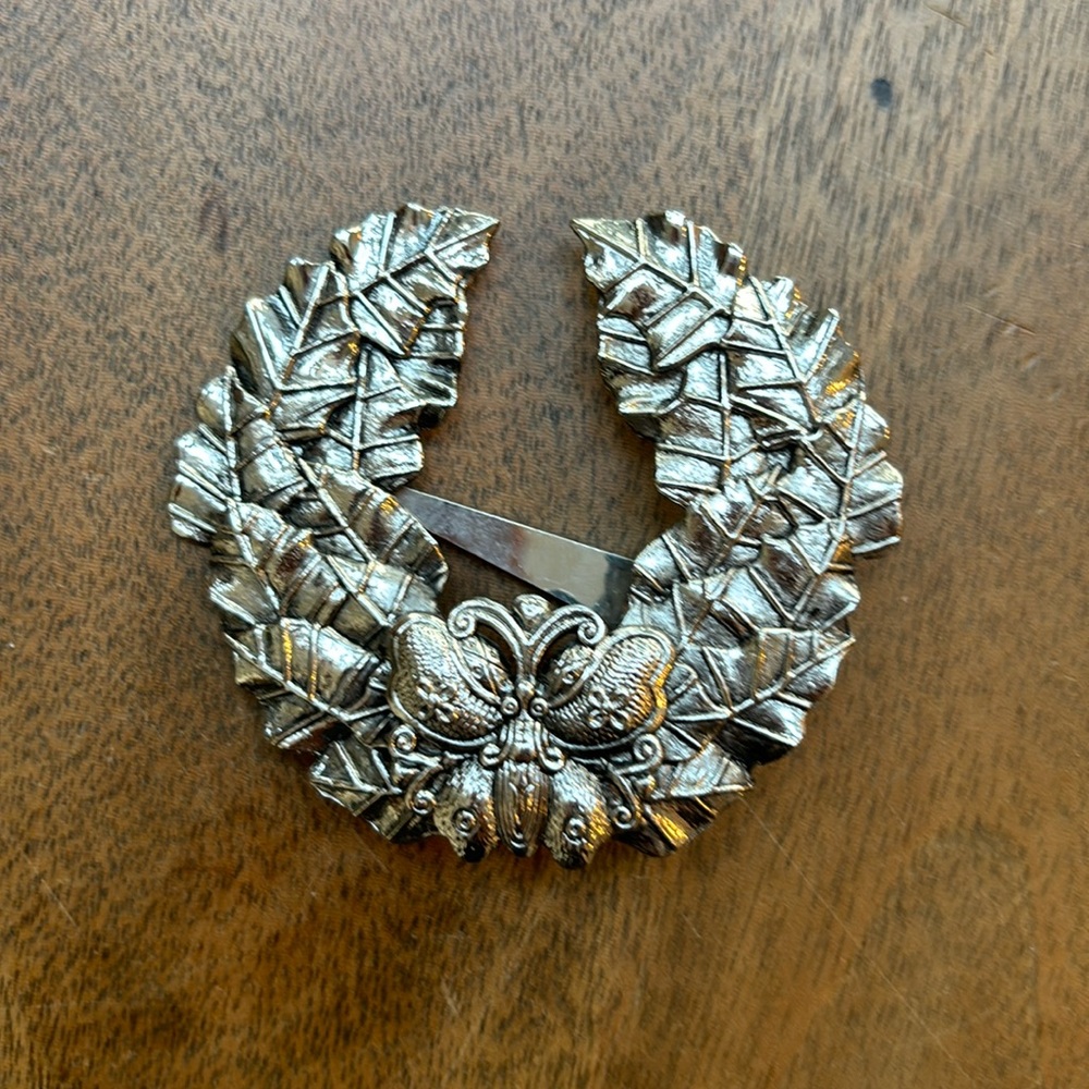 Sylvia Dahl Butterfly Wreath Brooch Scarf Clip. 3"